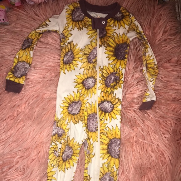 Burt's Bees Baby Other - Burt’s bees zip up onesie - 18m - organic cotton